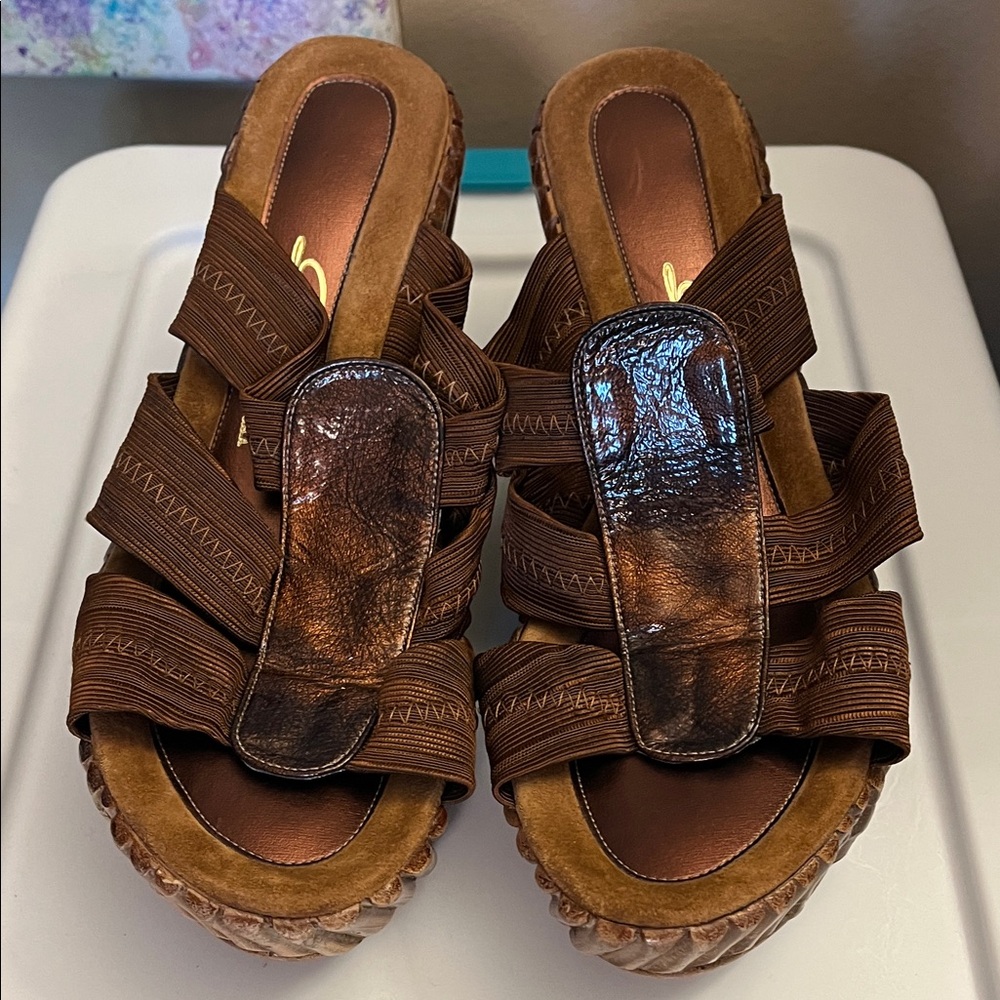 Dezario Brown Platform Sandals 7W